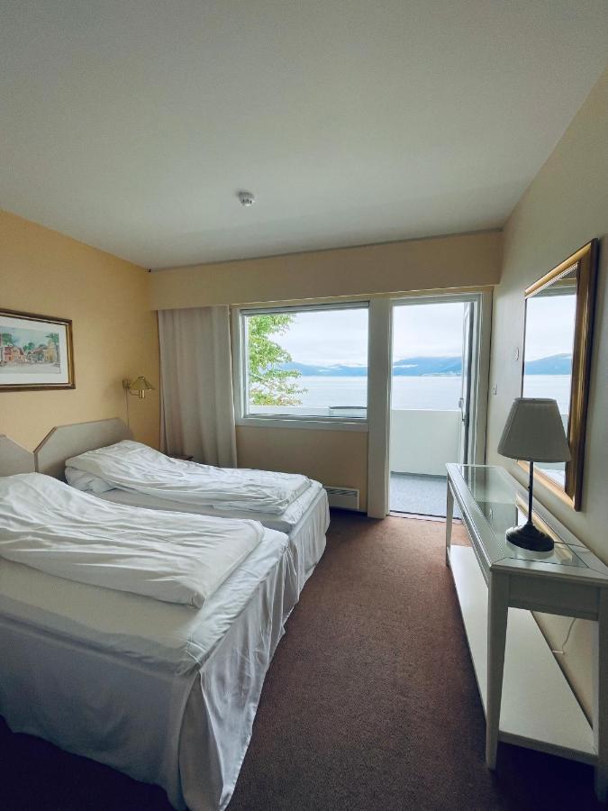 Balestrand Hotel Exterior photo