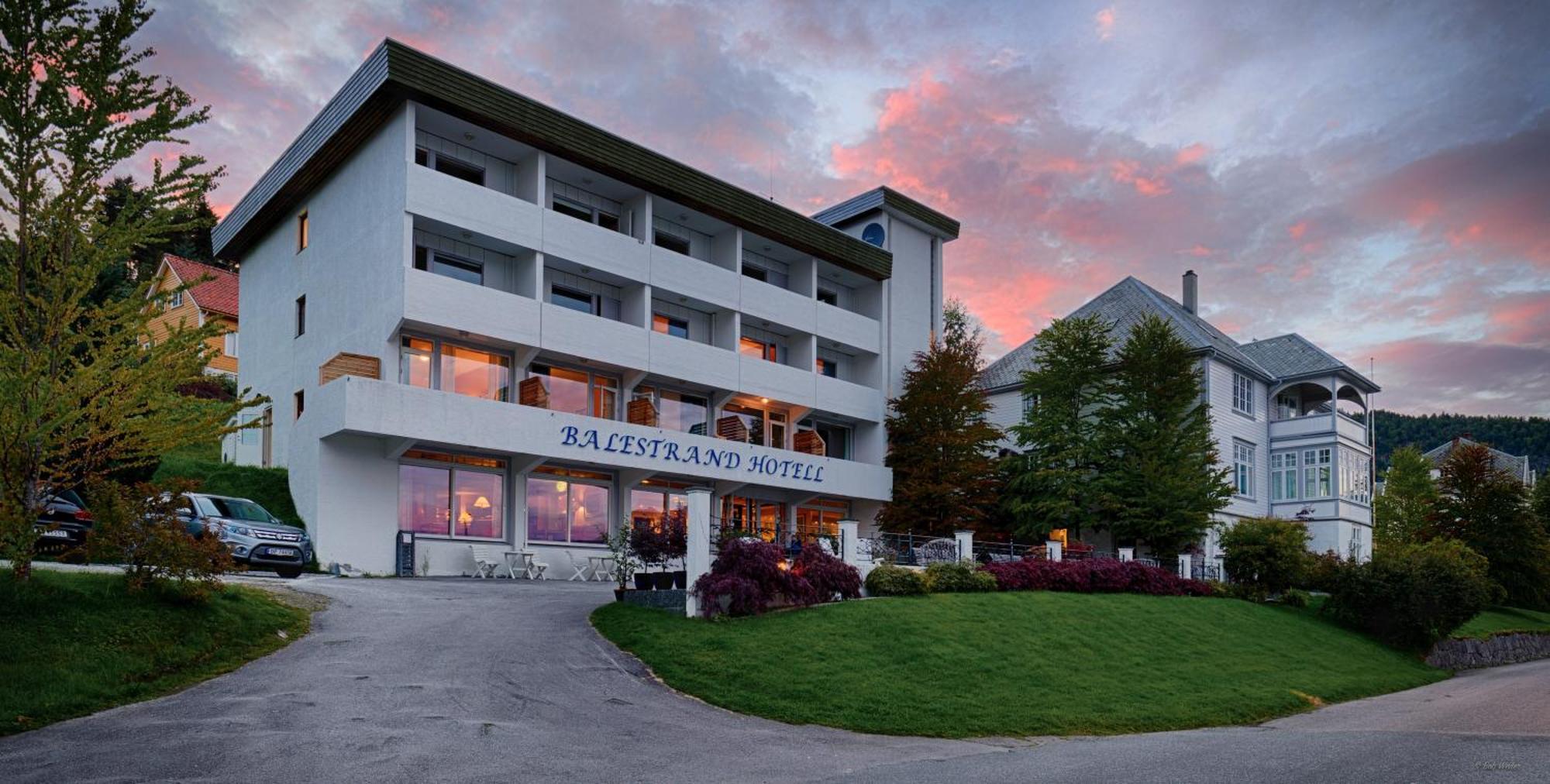 Balestrand Hotel Exterior photo